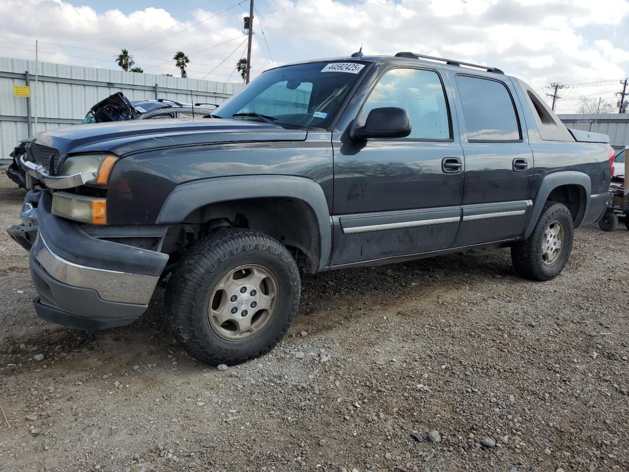 CHEVROLET AVALANCHE 2005 — 2