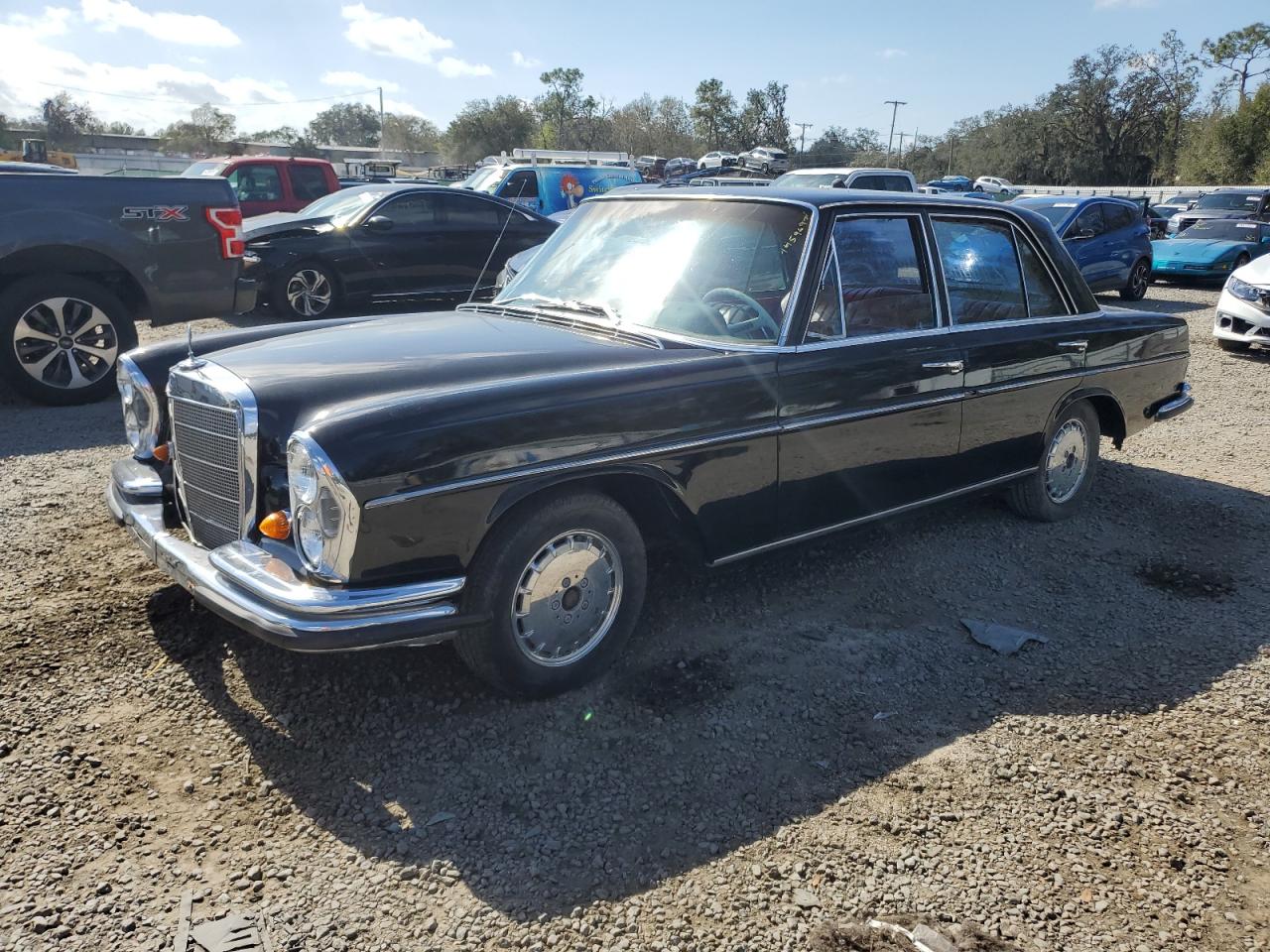 MERCEDES-BENZ 250SE 1966 — 2