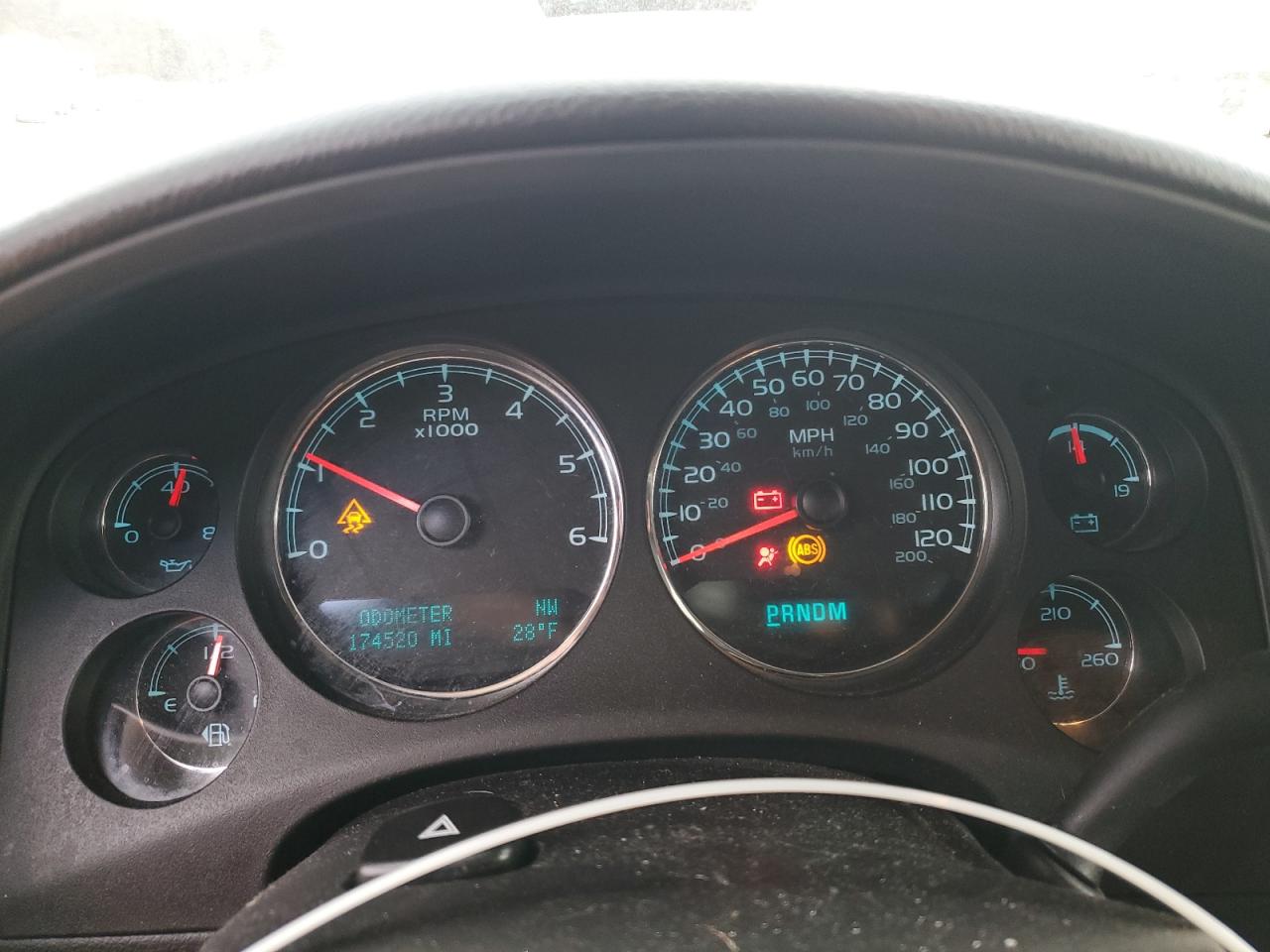 CHEVROLET AVALANCHE 2011 — 10