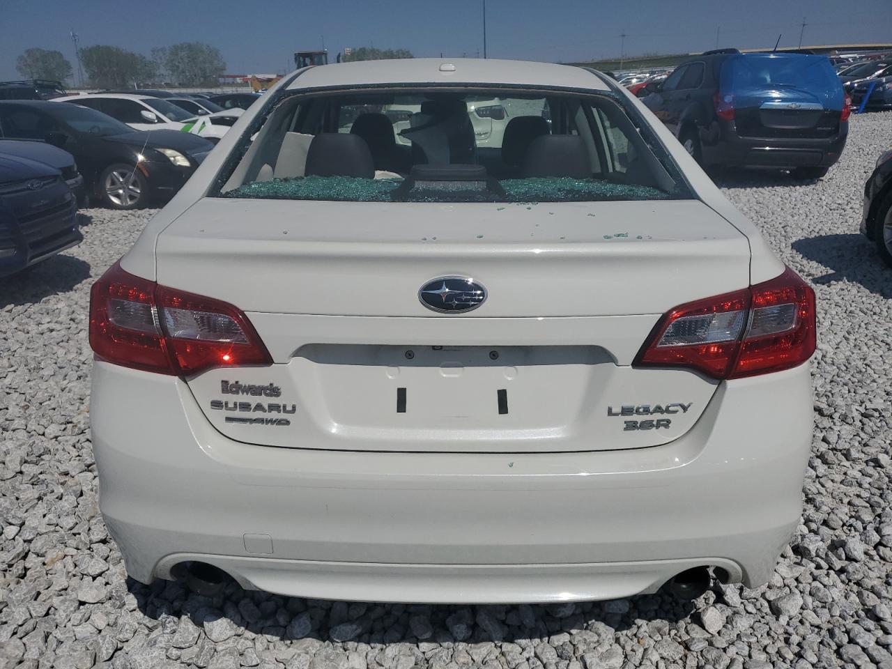 SUBARU LEGACY 2015 — 7