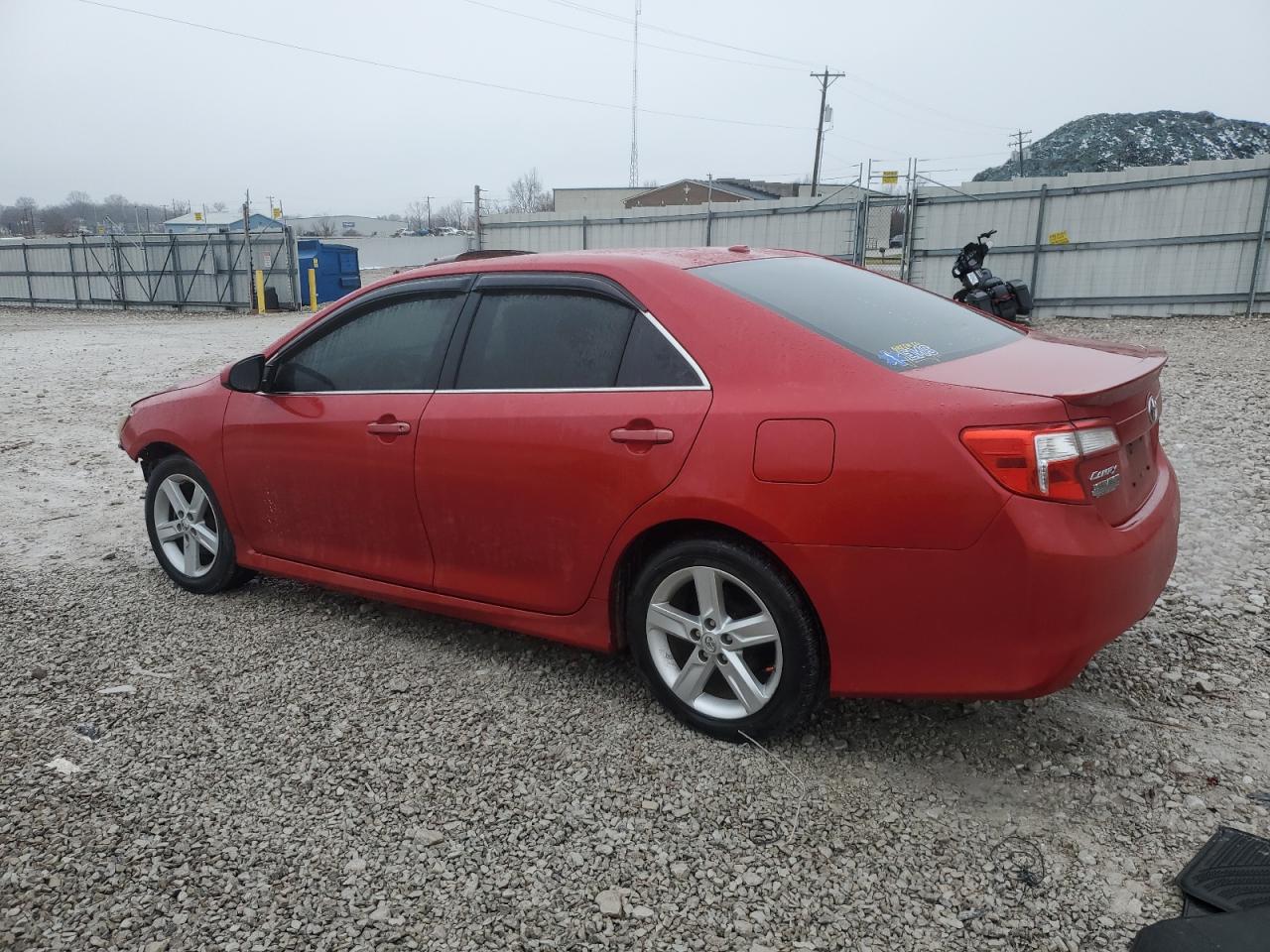 TOYOTA CAMRY 2014 — 3