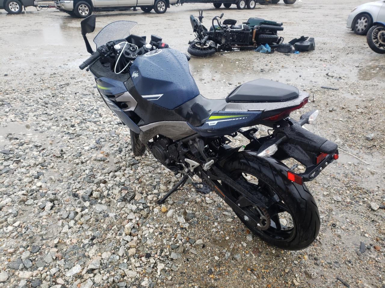 Kawasaki KAF400 2022 — 3