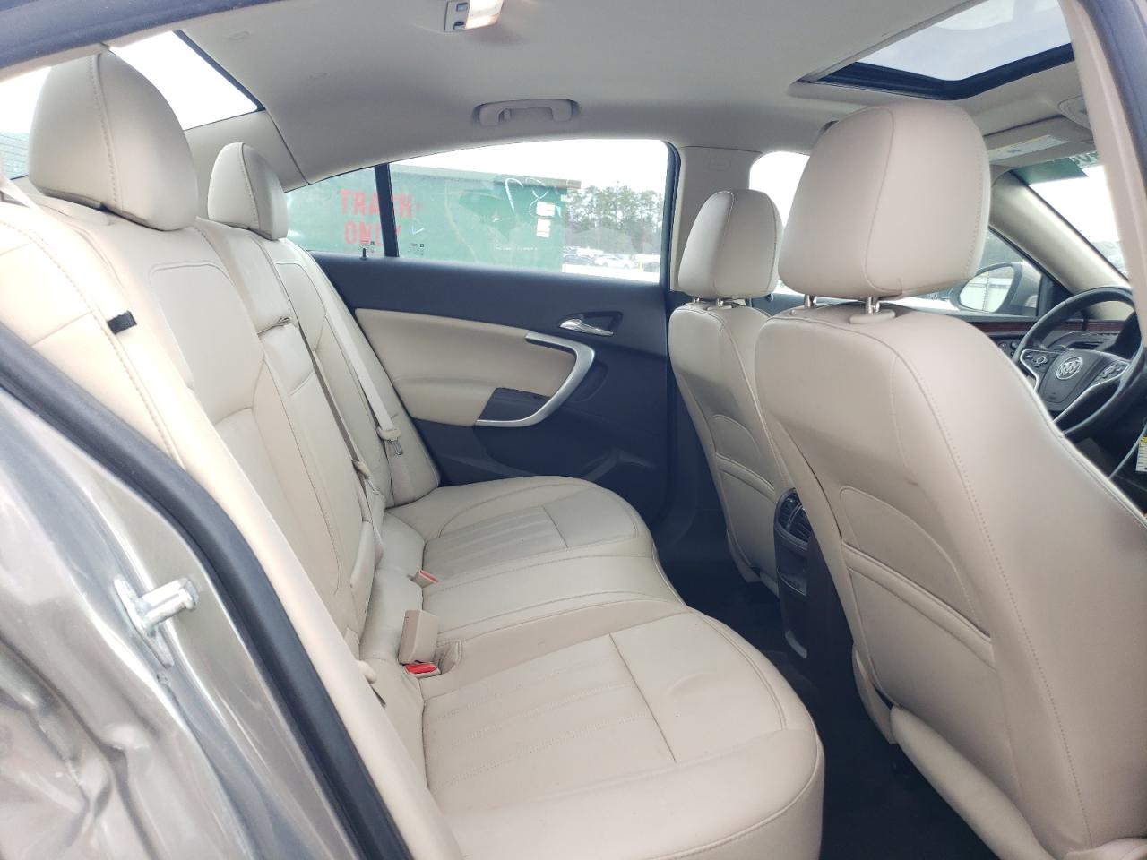 BUICK REGAL 2017 — 11