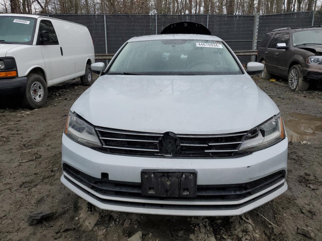 VOLKSWAGEN JETTA 2017 — 6
