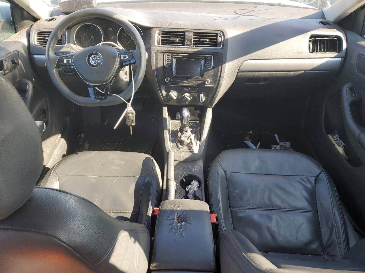 VOLKSWAGEN JETTA 2017 — 9