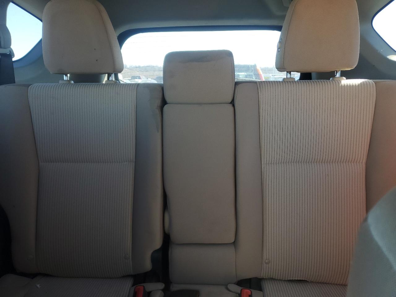TOYOTA RAV4 2013 — 11