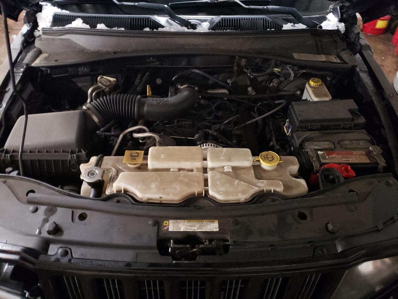 JEEP LIBERTY 2011 — 13