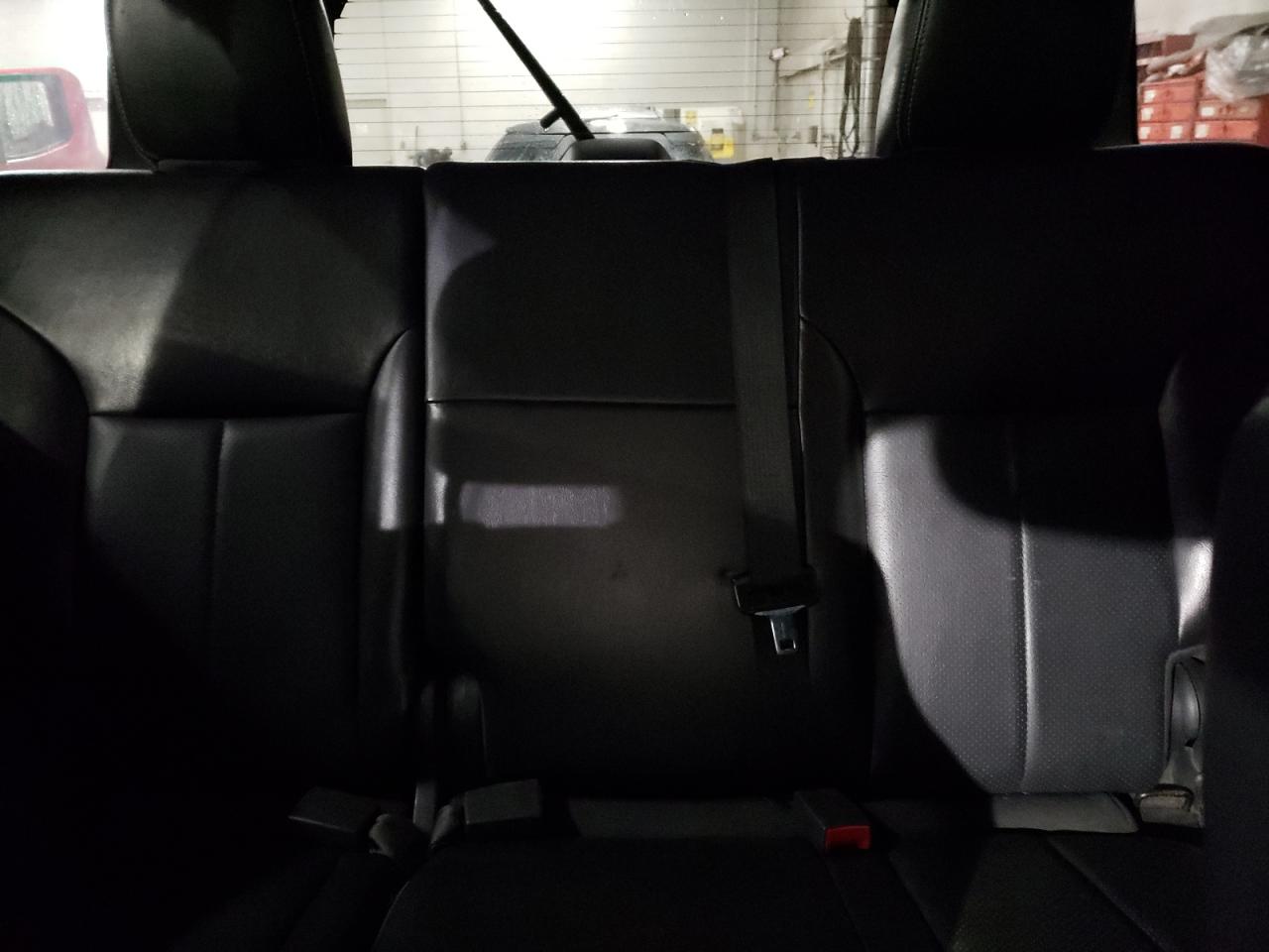 JEEP LIBERTY 2011 — 11