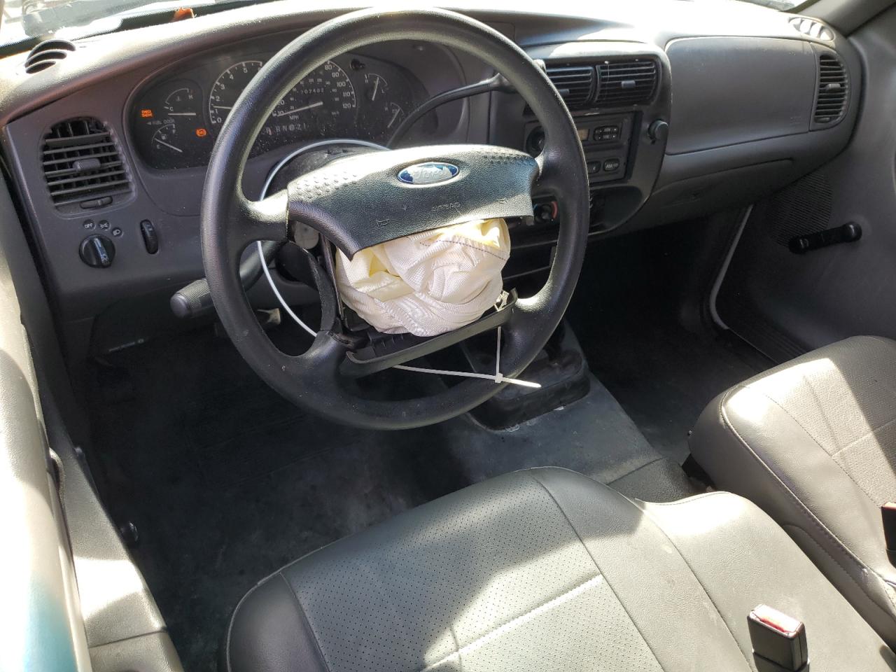 FORD RANGER 2002 — 9