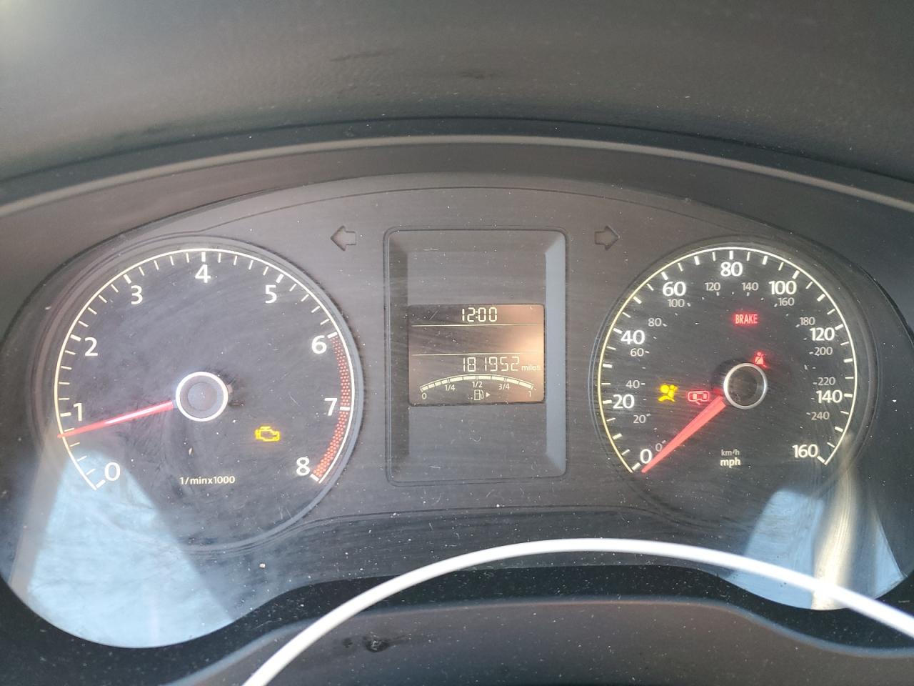 VOLKSWAGEN JETTA 2011 — 10