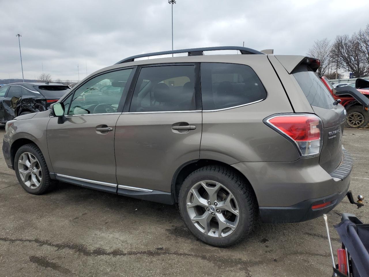 SUBARU FORESTER 2017 — 3