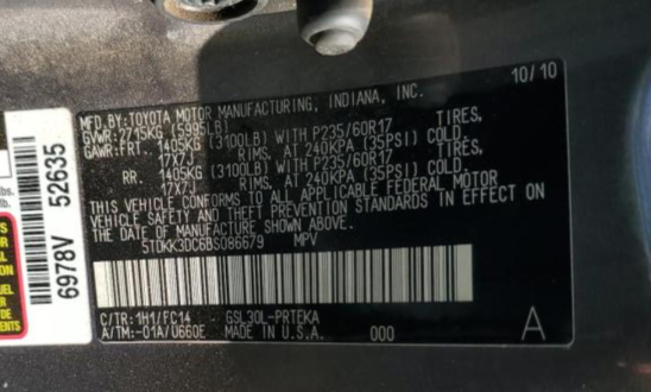 TOYOTA SIENNA 2011 — 14
