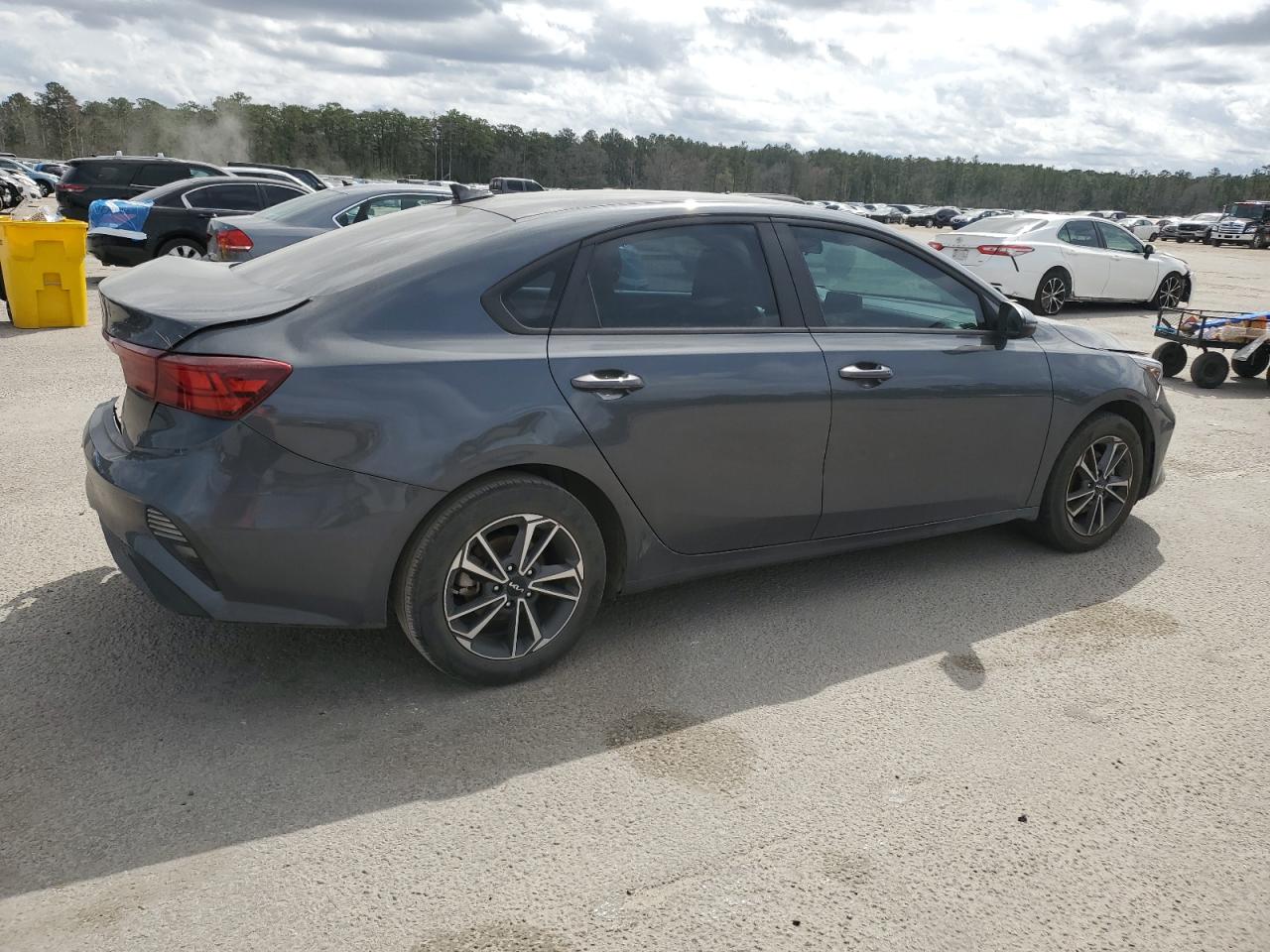 KIA FORTE 2022 — 4