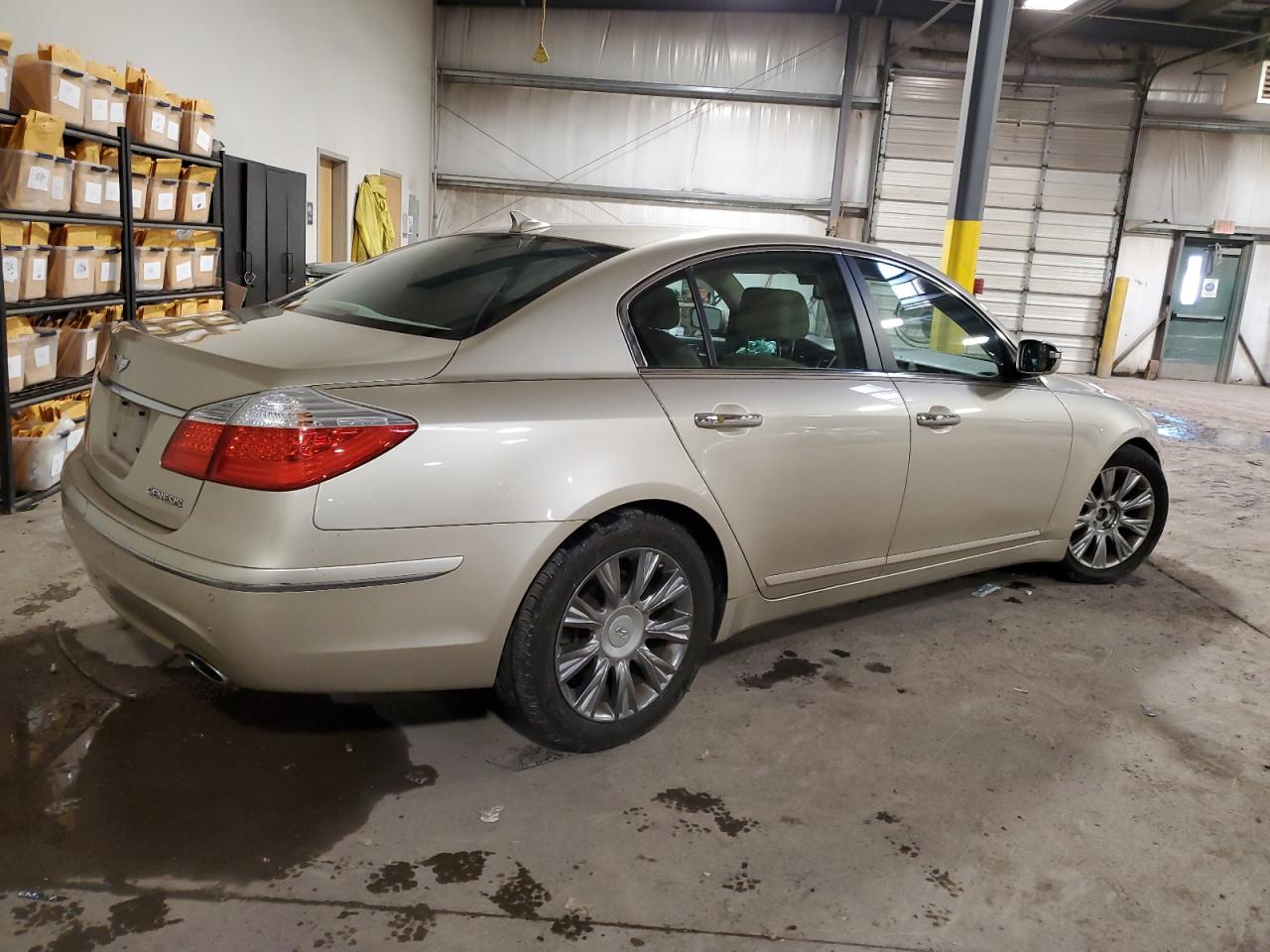 HYUNDAI GENESIS 2009 — 4