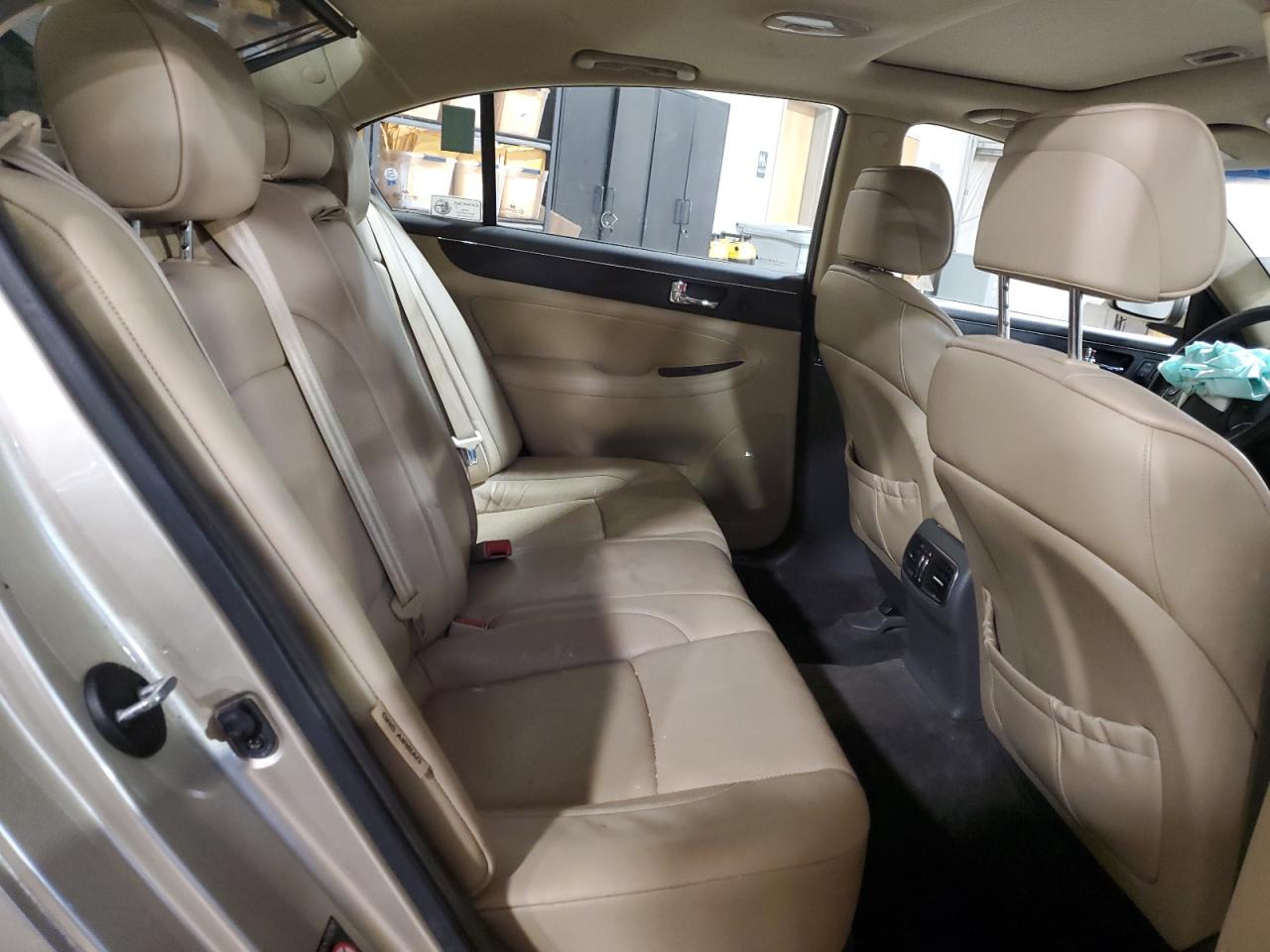 HYUNDAI GENESIS 2009 — 11