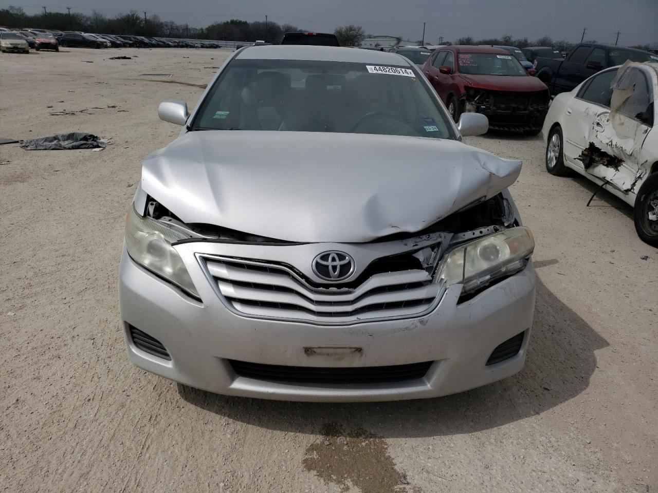 TOYOTA CAMRY BASE 2011 — 6