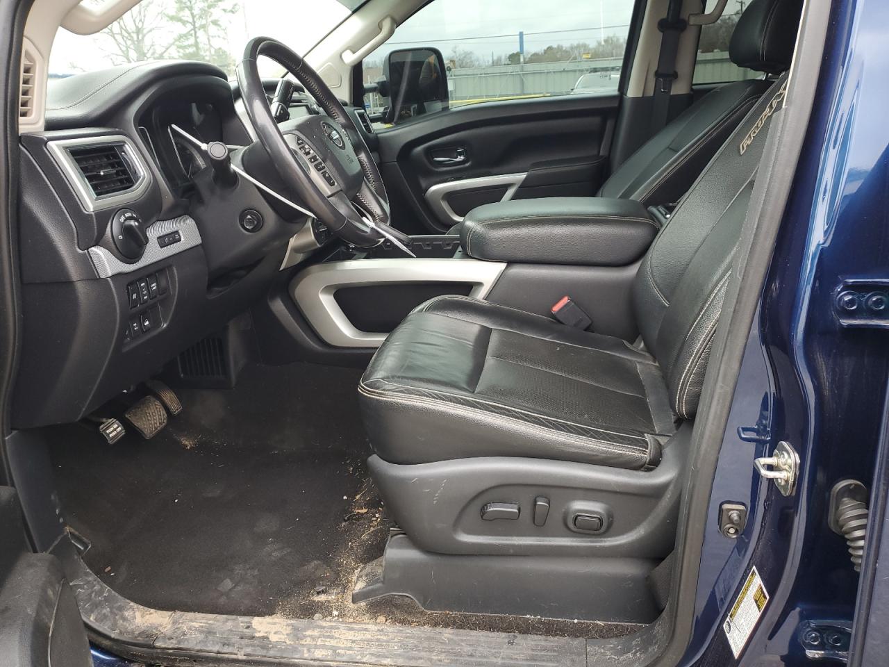 NISSAN TITAN 2018 — 8