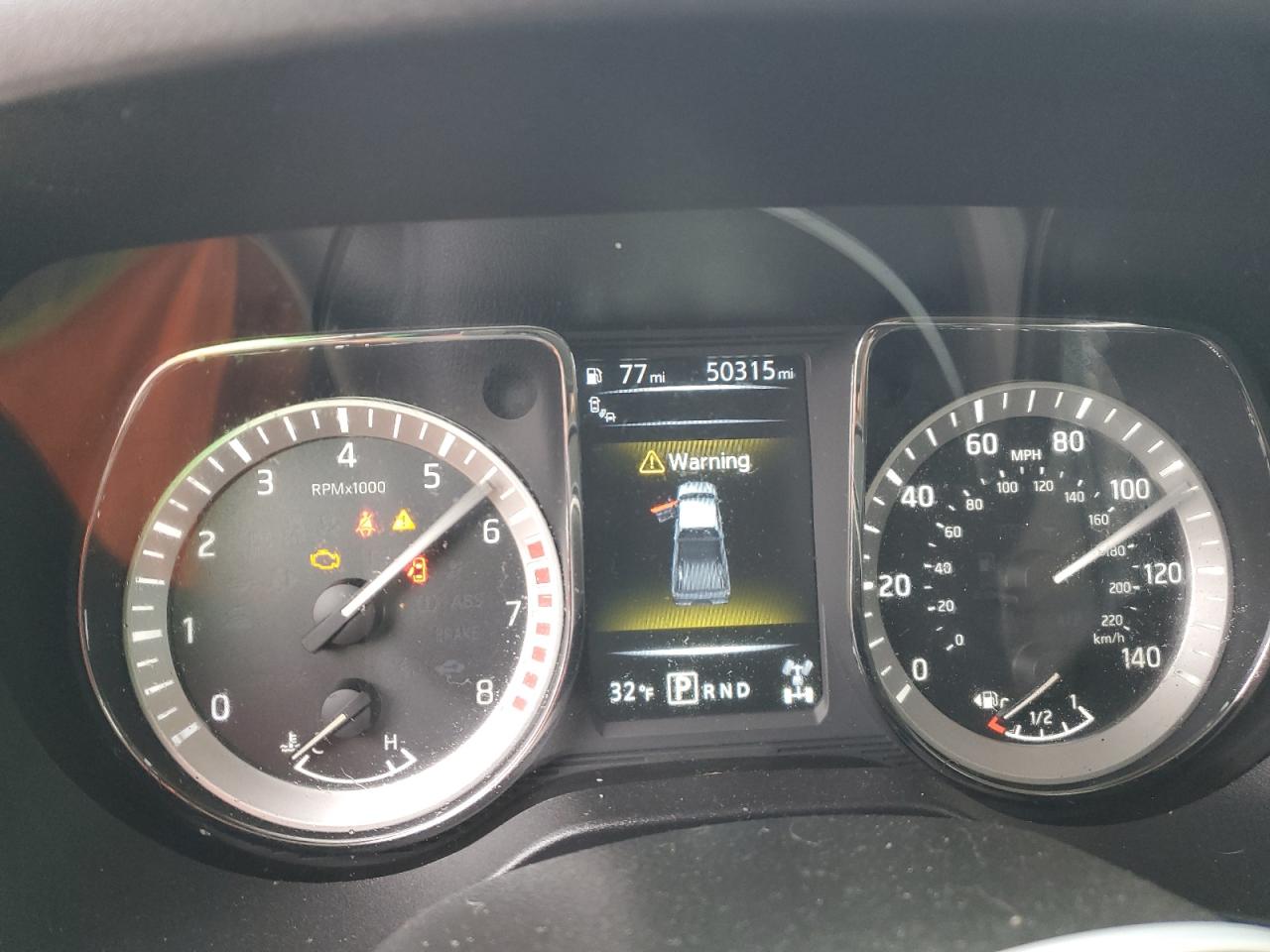 NISSAN TITAN 2018 — 10