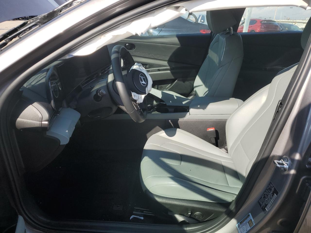 HYUNDAI ELANTRA 2024 — 8
