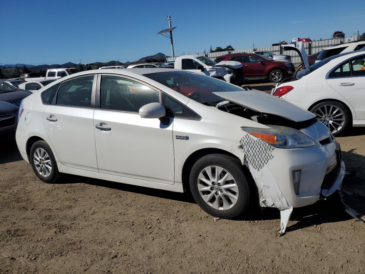 2013 TOYOTA PRIUS PLUG-IN