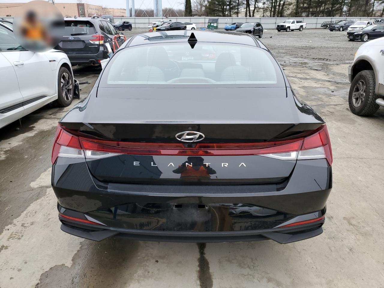 HYUNDAI ELANTRA 2022 — 7