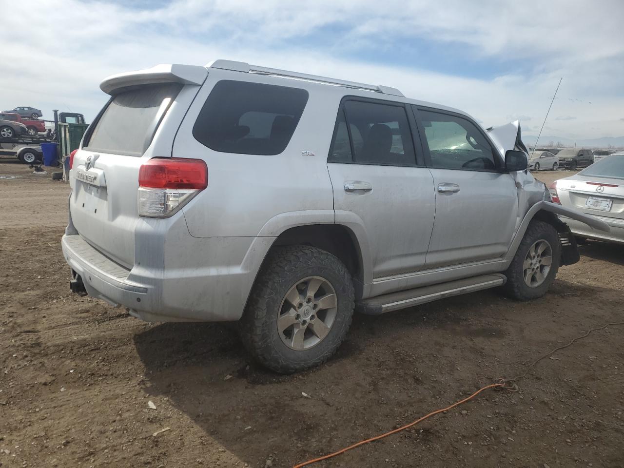 TOYOTA 4RUNNER 2011 — 4