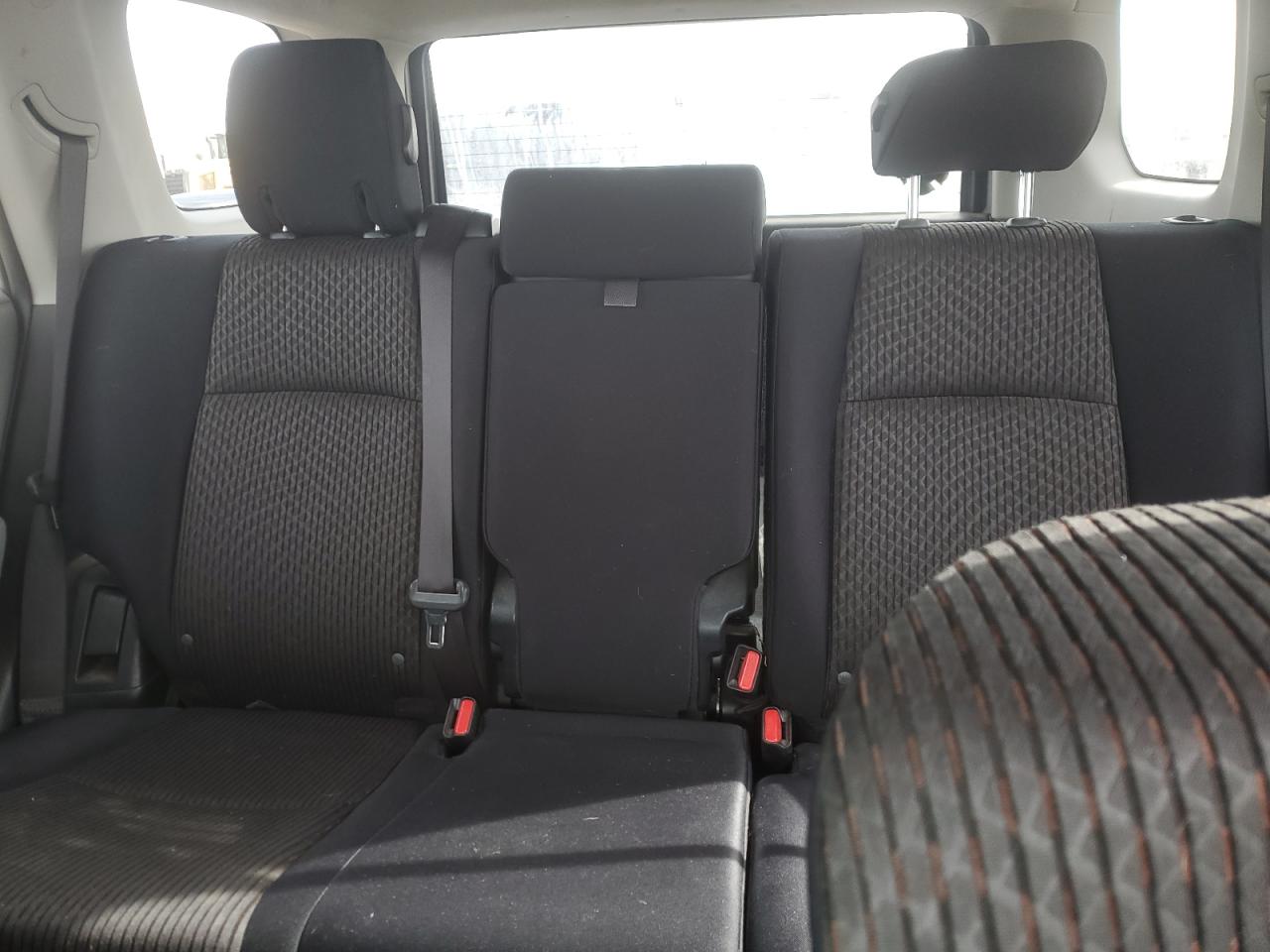 TOYOTA 4RUNNER 2011 — 11