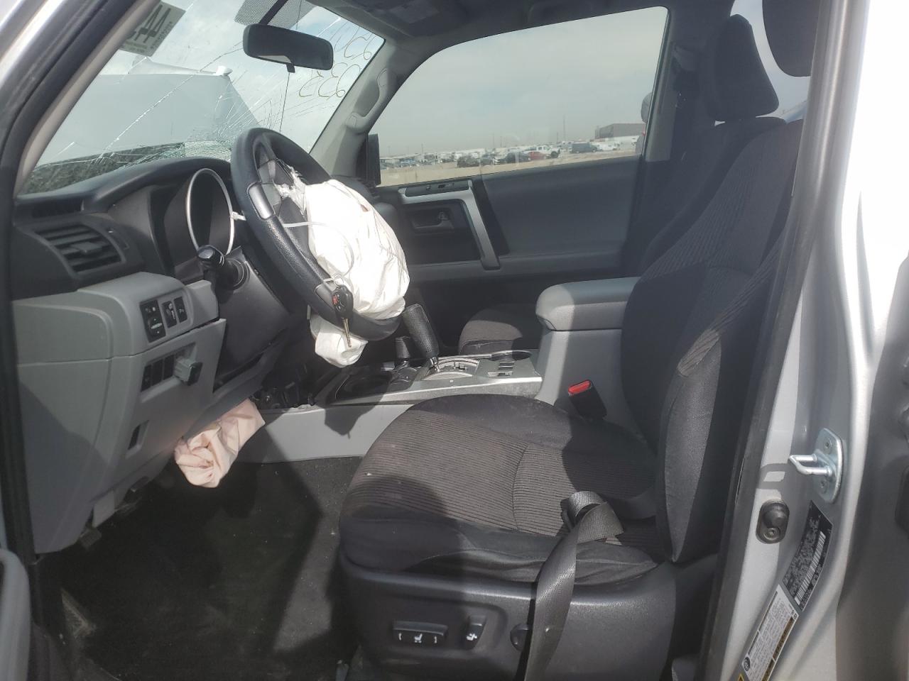 TOYOTA 4RUNNER 2011 — 8