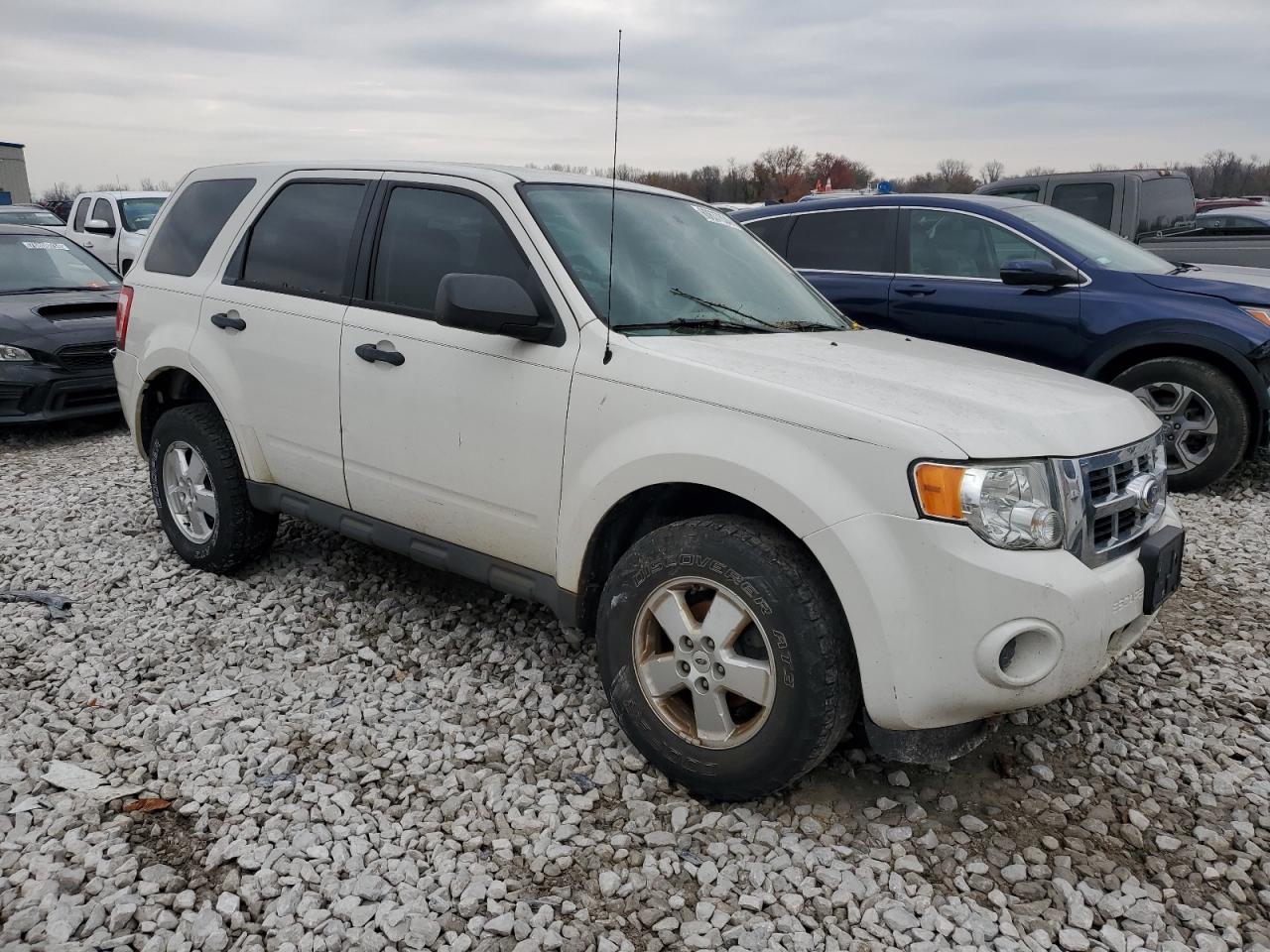 2012 FORD ESCAPE XLS