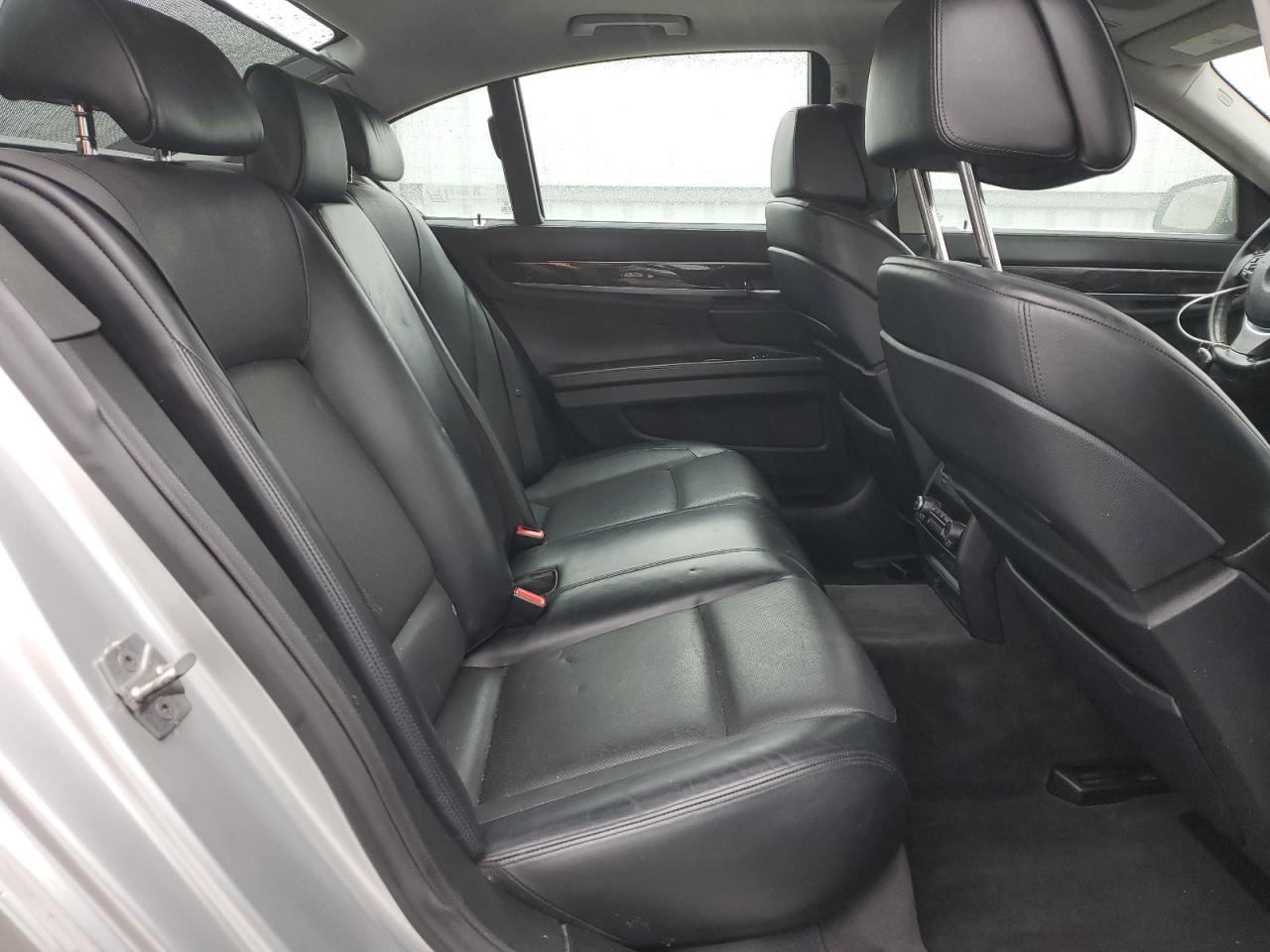 BMW 750 2012 — 11