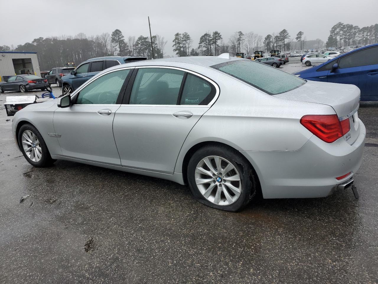 BMW 750 2012 — 3