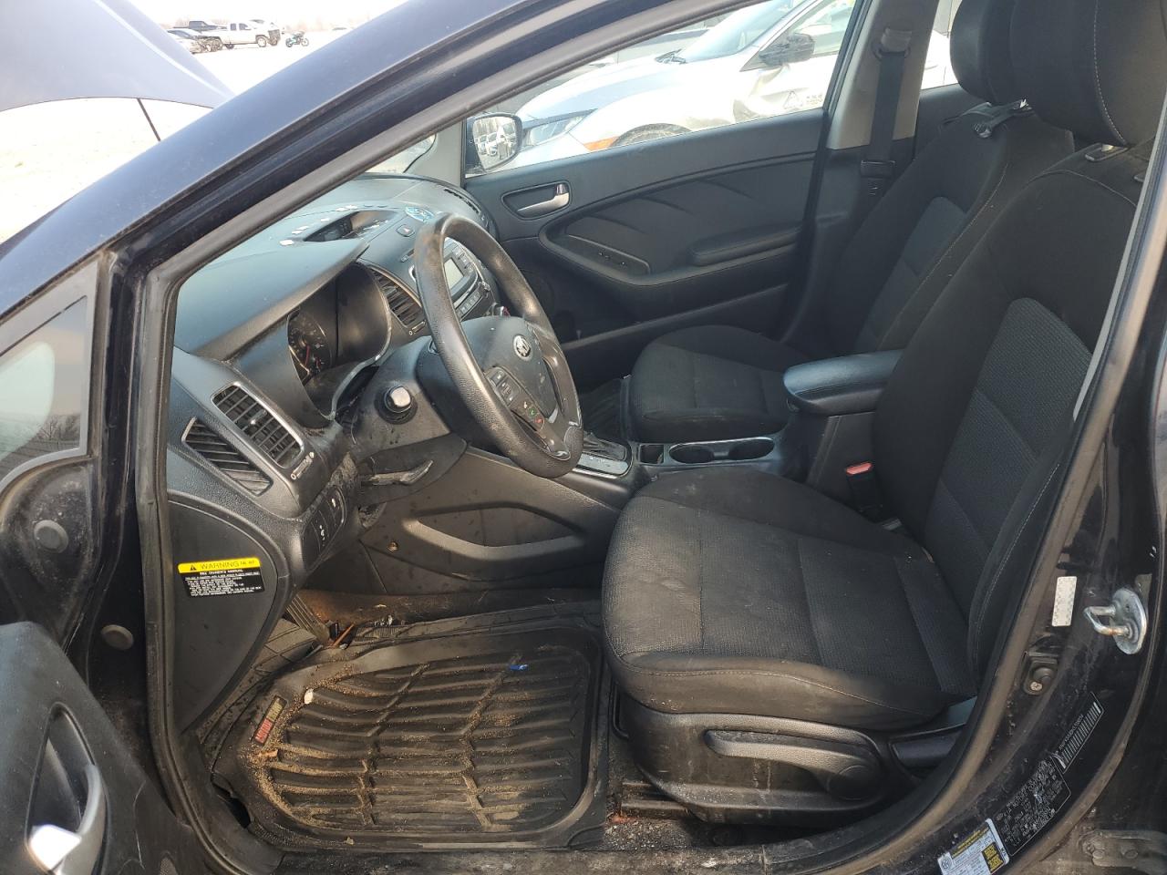 KIA FORTE LX 2017 — 8