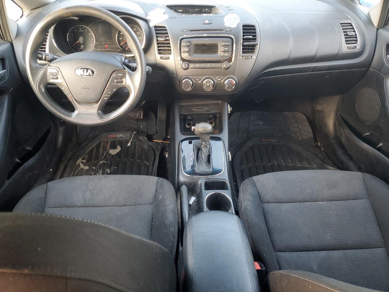 KIA FORTE LX 2017 — 9