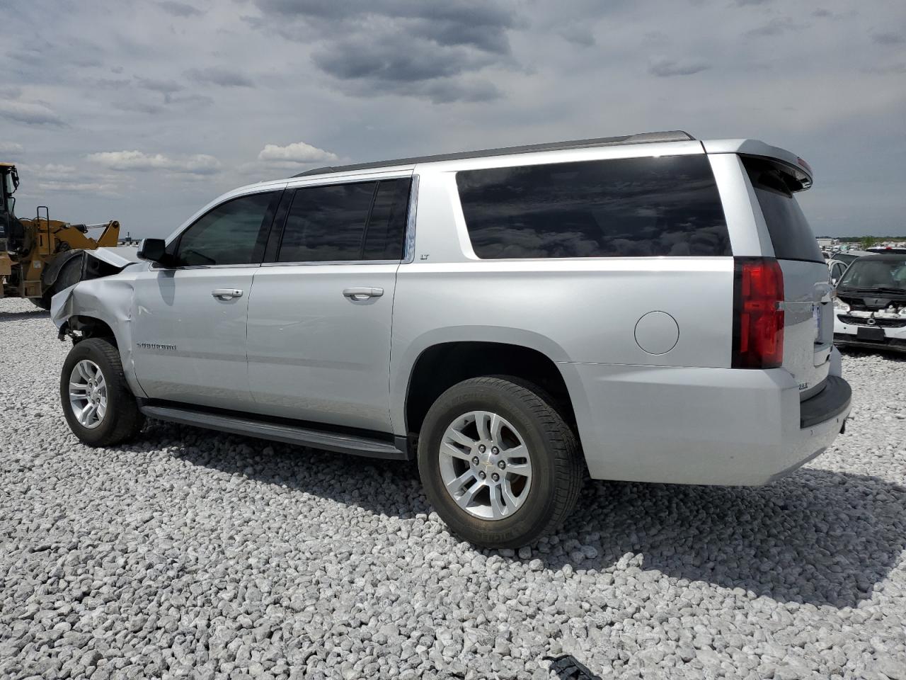 CHEVROLET SUBURBAN 2019 — 3