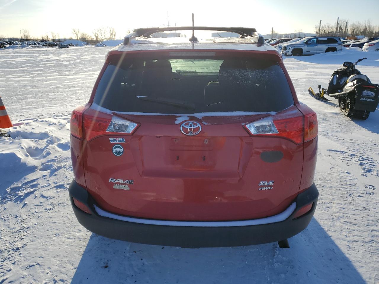 TOYOTA RAV4 2015 — 7