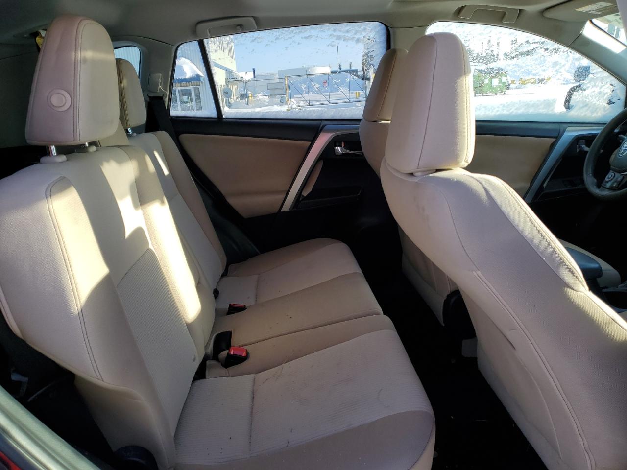 TOYOTA RAV4 2015 — 11