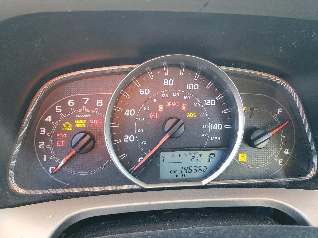 TOYOTA RAV4 2015 — 10