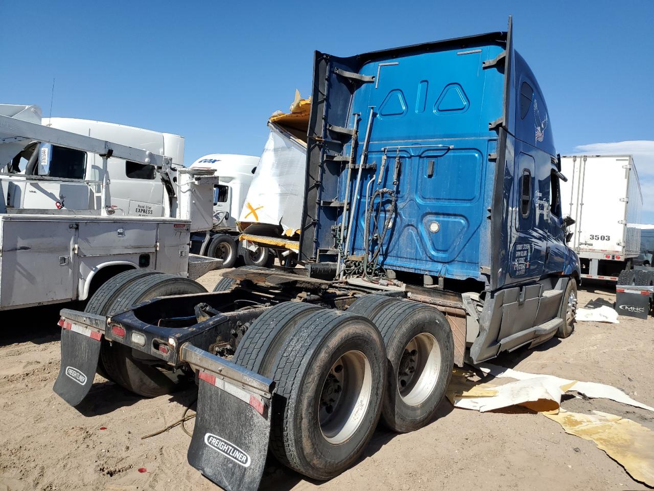 2019 FREIGHTLINER CASCADIA 126