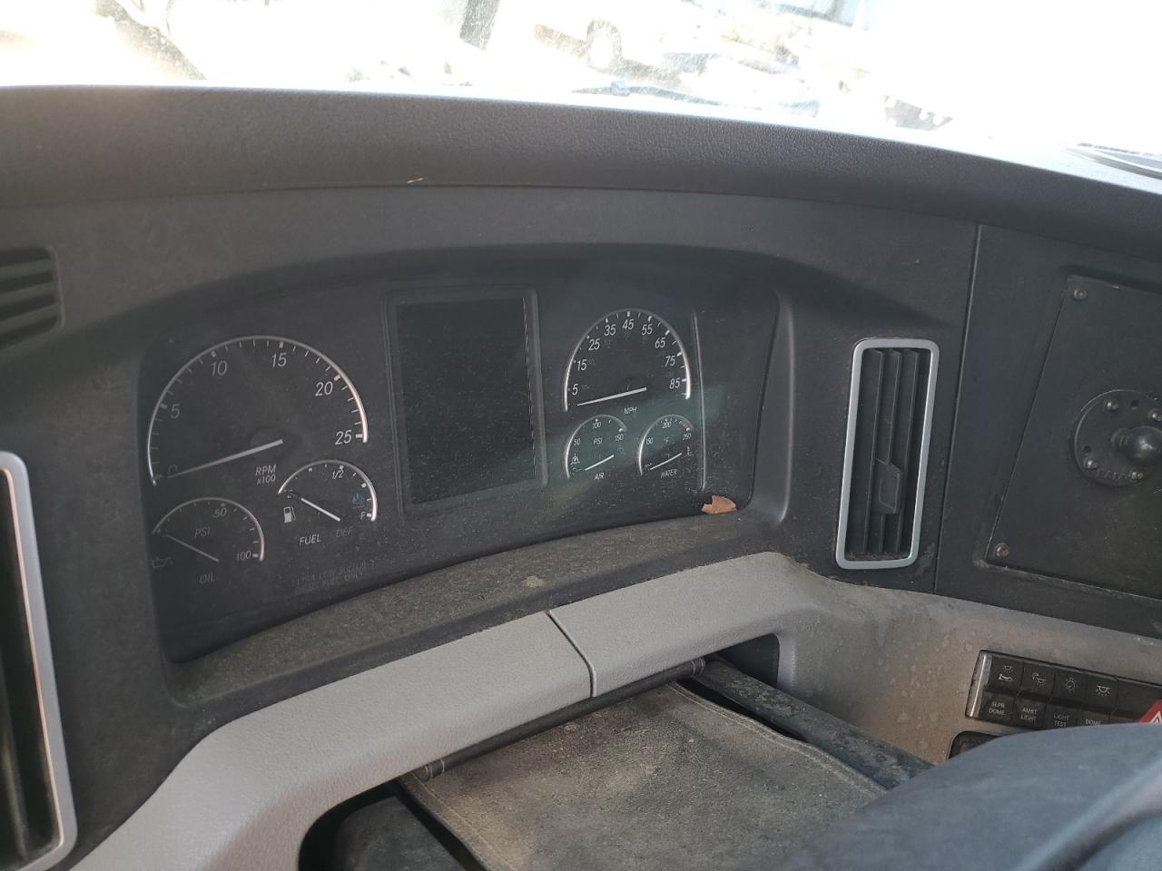 FREIGHTLINER CASCADIA 126 2019 — 9