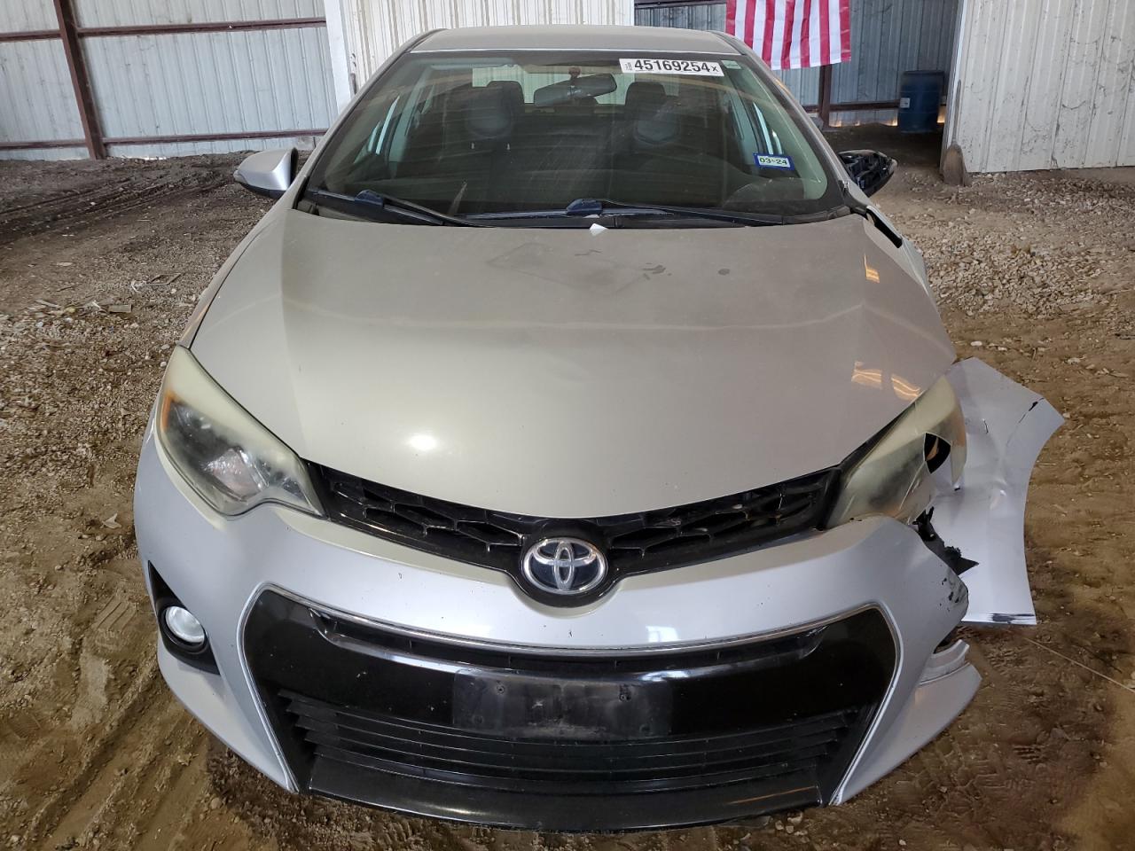 TOYOTA COROLLA 2016 — 6