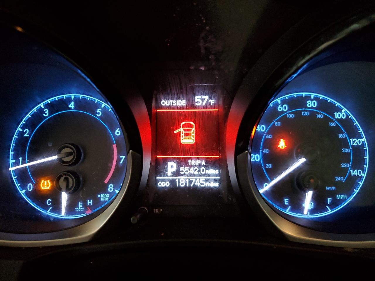 TOYOTA COROLLA 2016 — 10