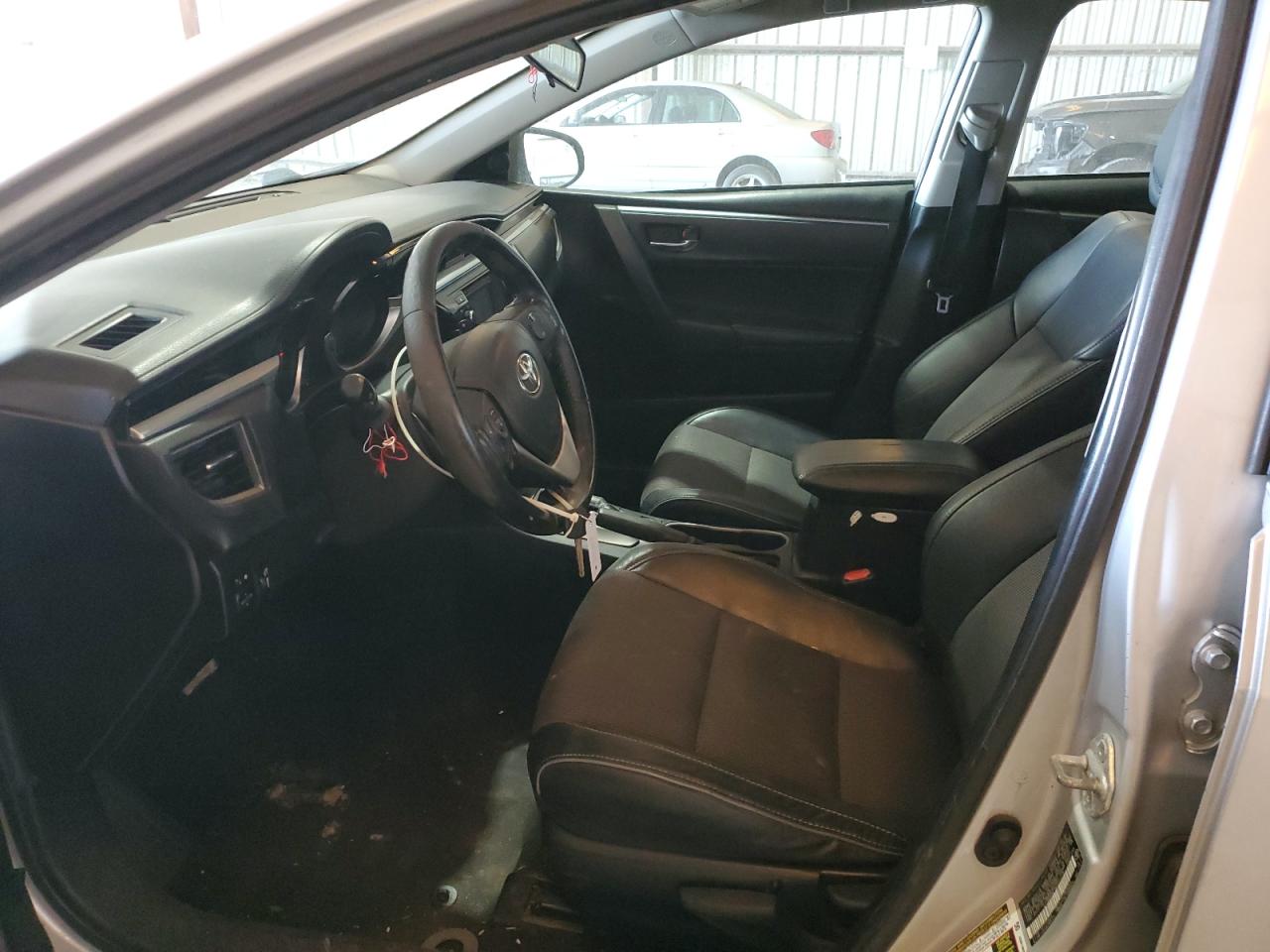 TOYOTA COROLLA 2016 — 8