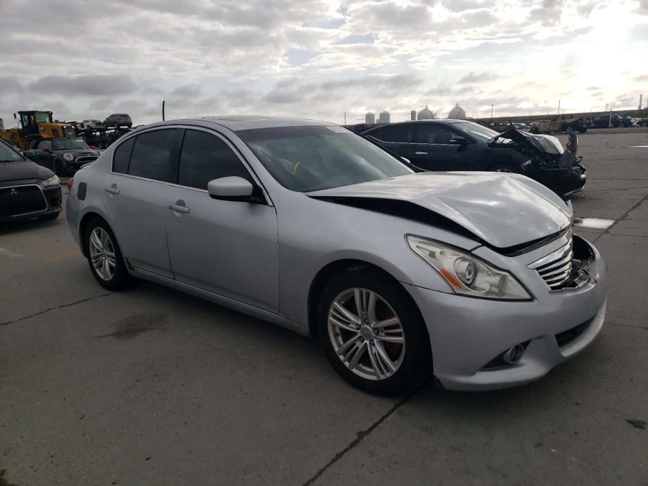 2013 INFINITI G37 BASE