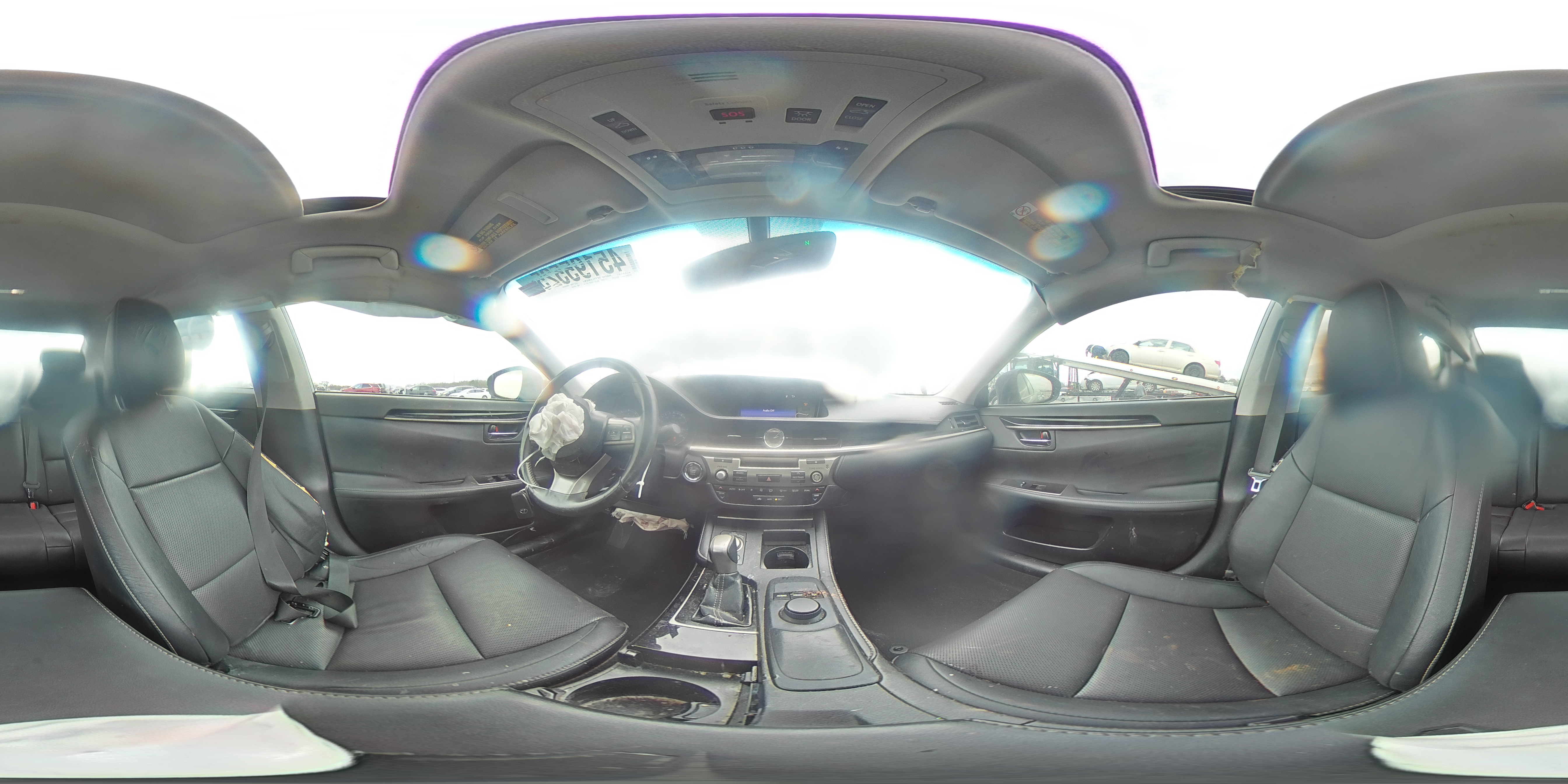 LEXUS ES 2016 — 13