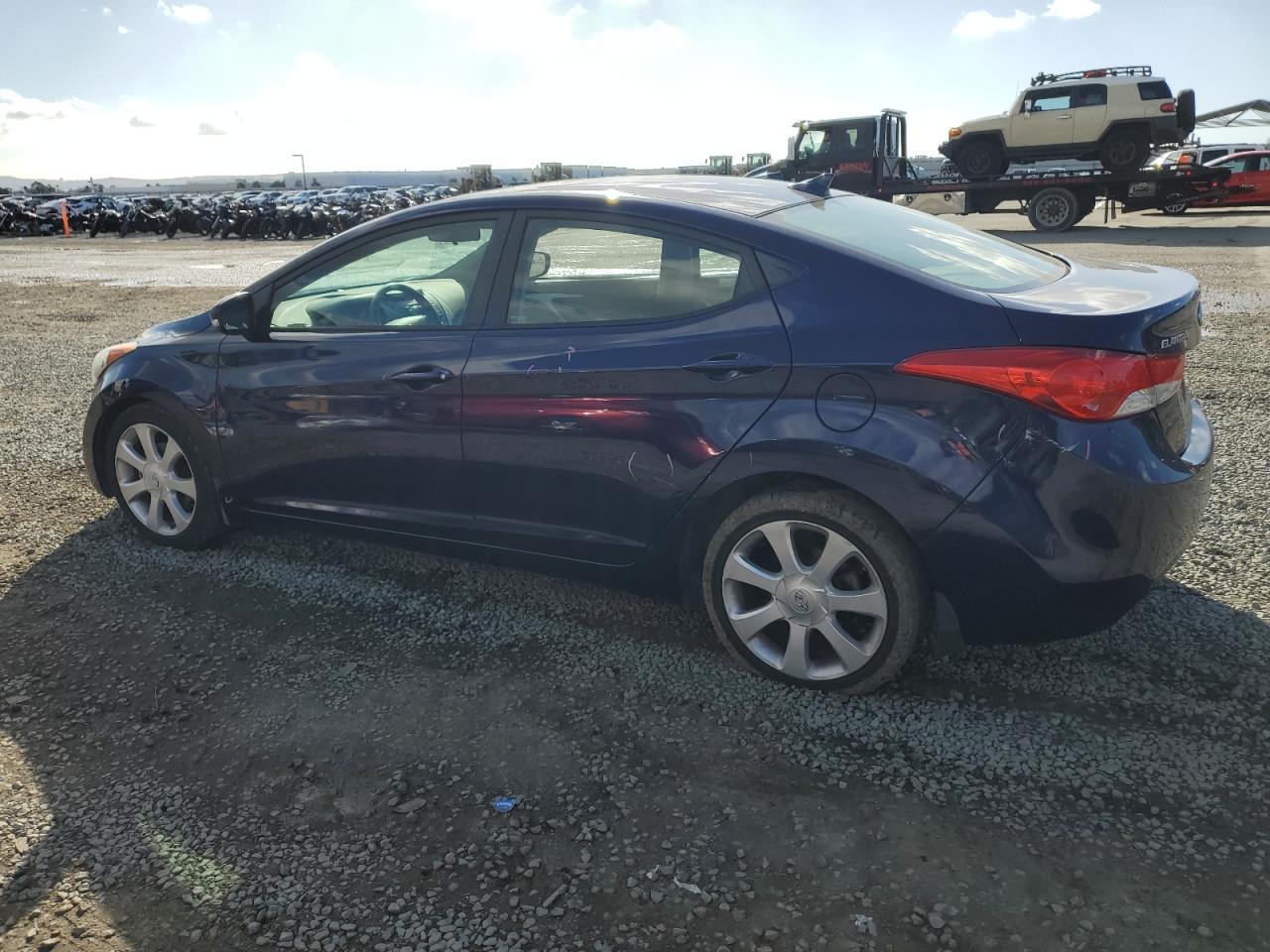 HYUNDAI ELANTRA 2013 — 3