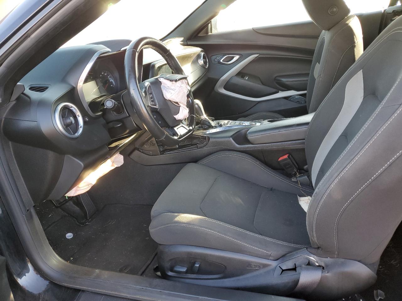 CHEVROLET CAMARO 2019 — 8