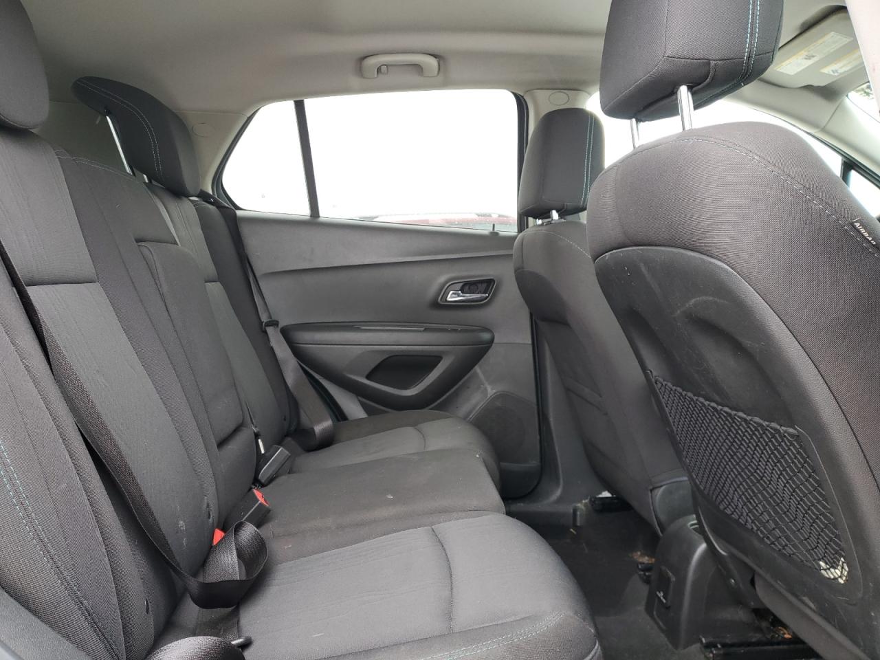 CHEVROLET TRAX 2016 — 12