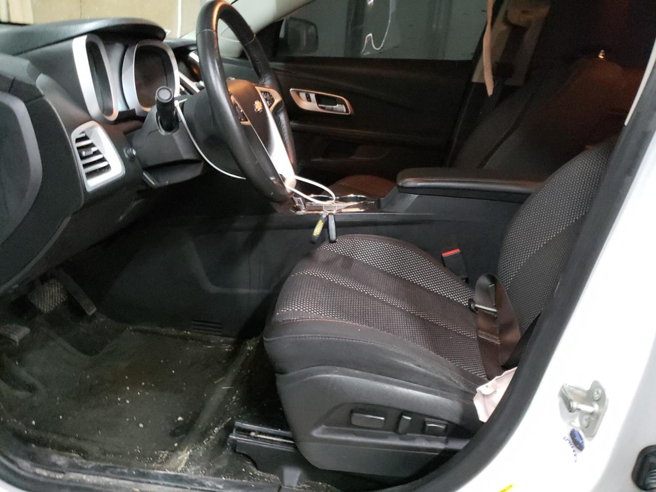 CHEVROLET EQUINOX 2017 — 8