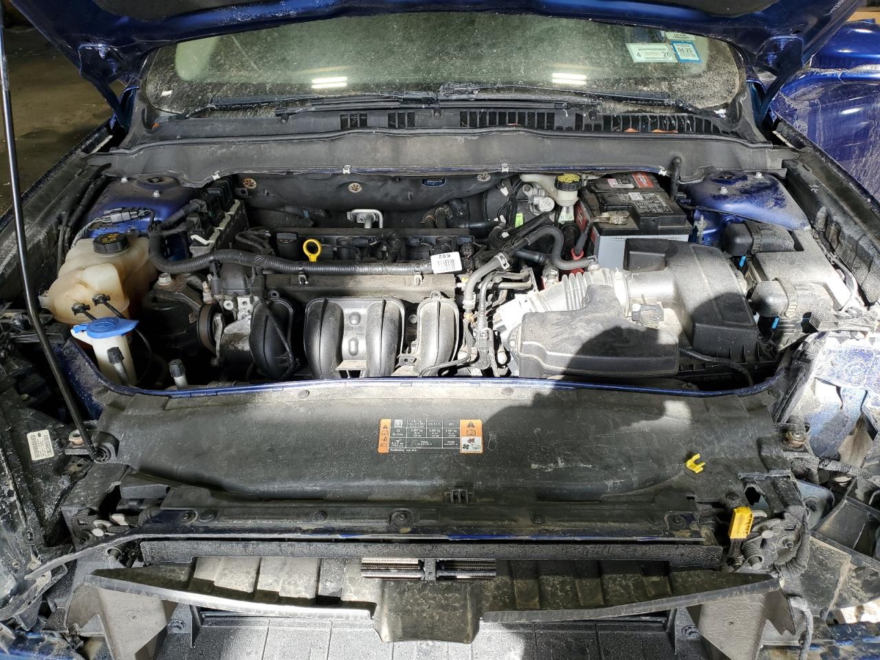 FORD FUSION 2016 — 12