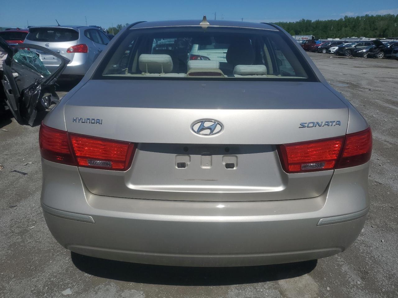 HYUNDAI SONATA 2010 — 7
